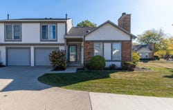 5034 Pinebrook Drive, Fort Wayne, IN 46804-1782