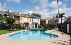 6702 Everhart, Corpus Christi, TX 78413