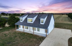 601 E 7th Street, McGregor, TX 76657