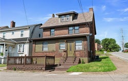 200 Thomas Street, West Mifflin, PA 15122