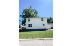 307 N Washington Street, Bloomfield, IA 52537