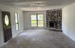 51 Lilac St, Starkville, MS 39759