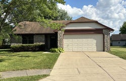 7313 Shanna Circle, Indianapolis, IN 46236