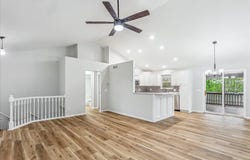 1429 Redbud Ct, Halstead, KS 67056