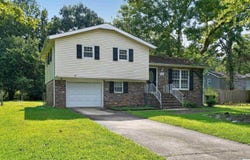 1705 SERENE CIRCLE, CENTER POINT, AL 35215
