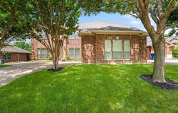 2305 Trickling Creek Drive, Garland, TX 75041