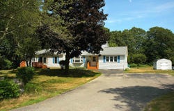 10 South Road, Londonderry, NH 03053