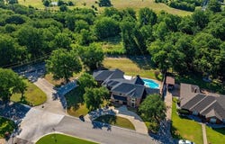 2034 Wheeler Creek, Gainesville, TX 76240