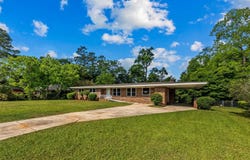 1106 Richardson Road, Tallahassee, FL 32301