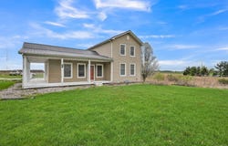 61701 Elm Road, Mishawaka, IN 46544-9512