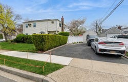 186 Stuart Road, Valley Stream, NY 11581