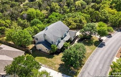 2243 Winding, San Antonio, TX 78260