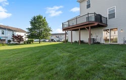 811 Sunset Cir, Cranberry Twp, PA 16066