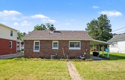 805 Division Street, La Porte, IN 46350