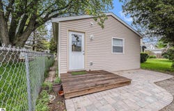 812 Forest Avenue, Frankfort, MI 49635