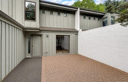 51 Rockledge Path, Port Jefferson, NY 11777