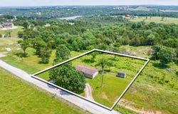 28286 Clay Road, Eagle Rock, MO 65641