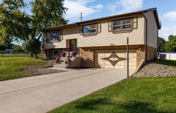 1138 Timber Lane, Darien, IL 60561