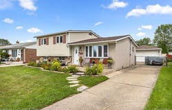 27444 Windsor Street, Garden City, MI 48135