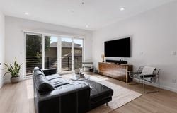 419 W 9th Street, Dallas, TX 75208