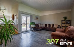 2908 Glacier Ave, Cody, WY 82414
