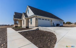 110 Lake Village Road, Seguin, TX 78155