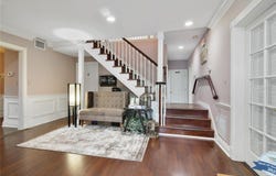 851 N DONNELLY ST, MOUNT DORA, FL 32757