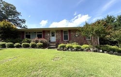 1 Woodmont Dr, Belmont, MS 38827
