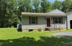 9155 N Loop Road, Slatington, PA 18080
