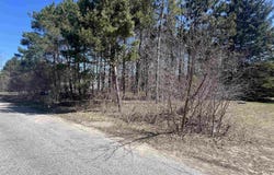 6412 APPLEWOOD LANE, WILLIAMSBURG, MI 49690