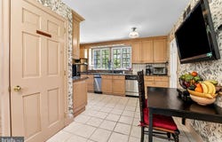 716 OLD GULPH ROAD, BRYN MAWR, PA 19010