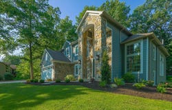 1715 Woodland Xing Street, Fort Wayne, IN 46825