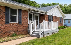 190 Post Oak Ave, CAMDEN, TN 38320