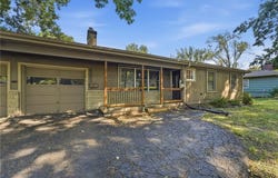 6203 Hedges Avenue, Raytown, MO 64133