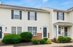 8185 Olde Richmond Lane, Westerville, OH 43081