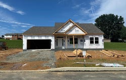 16 RIDGEWOOD ROAD, QUARRYVILLE, PA 17566