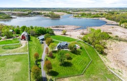 8665 Pioneer Trail, Loretto, MN 55357