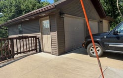 6110 N Lakeshore Drive, Brooklyn, IA 52211