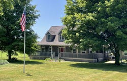 672 66th Street, South Haven, MI 49090