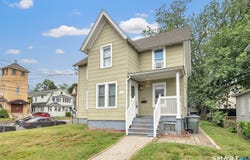 1626 Iranistan Avenue, Bridgeport, CT 06604