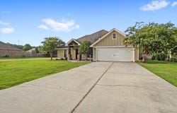 7 W Sycamore, Sumrall, MS 39482
