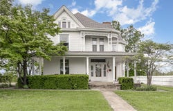 210 Sunset Drive, Williamstown, KY 41097