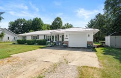 54577 Silver Street, Mendon, MI 49072