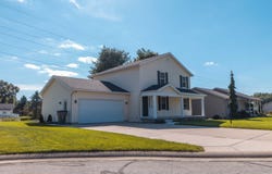 23036 S Oakleaf Drive, Elkhart, IN 46514-6912