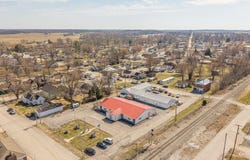 211 E Washington Street, Oakland City, IN 47660-1547
