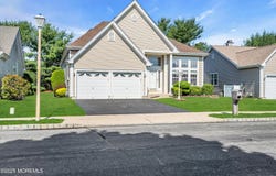 35 Lakeland Drive, Barnegat, NJ 08005