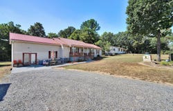 13401 Rockford School Rd, Hurt, VA 24563