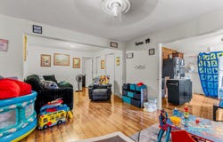 301 W Pleasant Street, Aurora, MO 65605