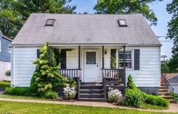 78 Farview Rd, Rockaway Boro, NJ 07866-2740