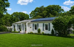 11 Centerview Trail, Ridge, NY 11961